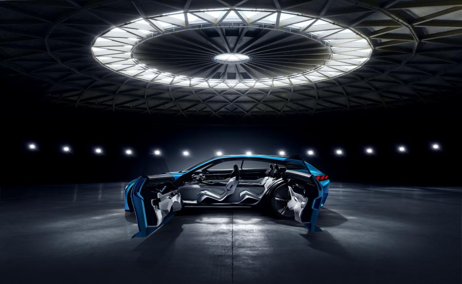 Peugeot Instinct Concept 2017 года  (фото 27 из 98)